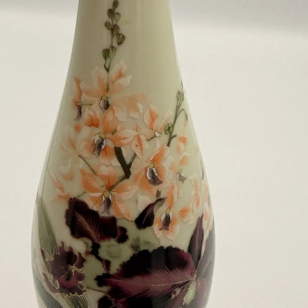 Toyo French Black Orchid 9” Bud Vase Magie Japan Butterfly Gold Trim Vintage